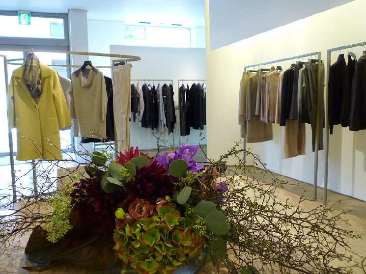 ＮＡＪＡ　ＦＩＯＲＥ　コレクション装花